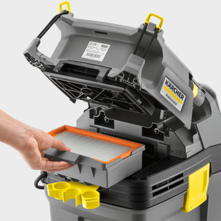 Aspiradora En Seco / Humedo Karcher, Modelo Nt 30/1 Tact *Cul, 120V, Capacidad 7.9 Gls, No. 1.148-206.0