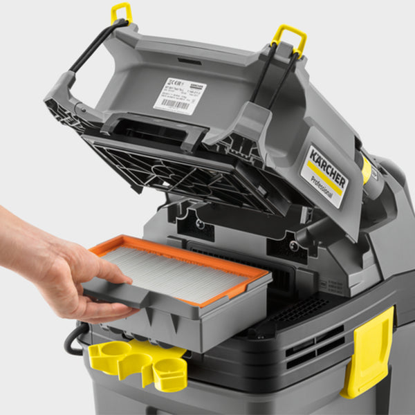 Aspiradora En Seco / Humedo Karcher, Modelo Nt 30/1 Tact *Cul, 120V, Capacidad 7.9 Gls, No. 1.148-206.0