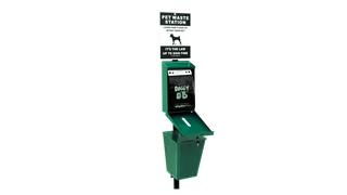 +ESTACION PARA DESECHOS DE MASCOTAS CON RECIPIENTE 5.2 GALONES, DOGGY NAMCO No. 2129P.